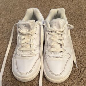 Nike Women’s Ebernon Low All-White Lace-Up Sneakers size 5